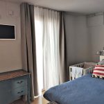 Cortinas opacas en el dormitorio